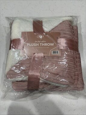 Ulta Beauty Plush Throw Blanket - Dusty Rose & Cream